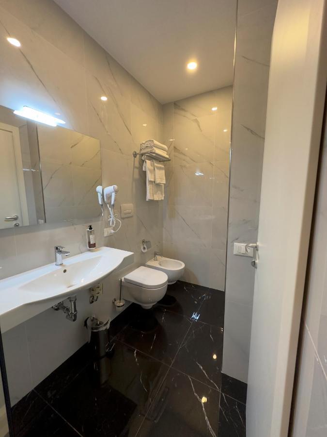 Hotel Smart Cruise Civitavecchia Eksteriør bilde